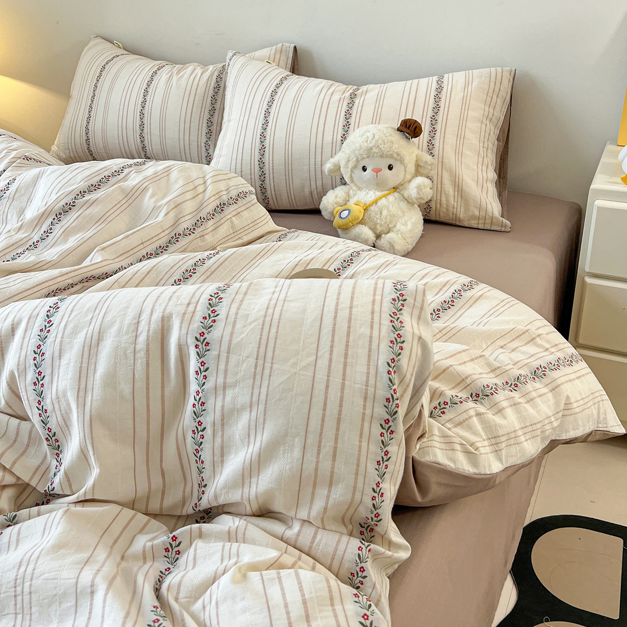 91家纺网 家纺一手货源 找家纺 （总）女子家纺 2026新款小清新全棉纯棉色织提花四件套