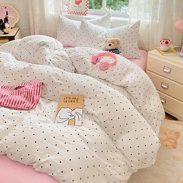 91家纺网 家纺一手货源 找家纺 优佳优品 2026新款A类水洗ins风亲肤印花四件套 点点温馨