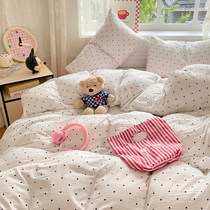 91家纺网 家纺一手货源 找家纺 优佳优品 2026新款A类水洗ins风亲肤印花四件套 点点温馨