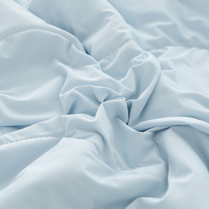 91家纺网 家纺一手货源 找家纺 亚龙工厂店 2024新款冰淇淋云母凉感瓜瓜抗菌夏被浅蓝