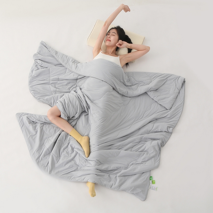 91家纺网 家纺一手货源 找家纺 亚龙工厂店 2024新款冰淇淋云母凉感瓜瓜抗菌夏被浅灰