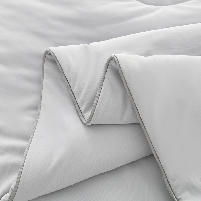 91家纺网 家纺一手货源 找家纺 亚龙工厂店 2024新款冰淇淋云母凉感瓜瓜抗菌夏被浅灰