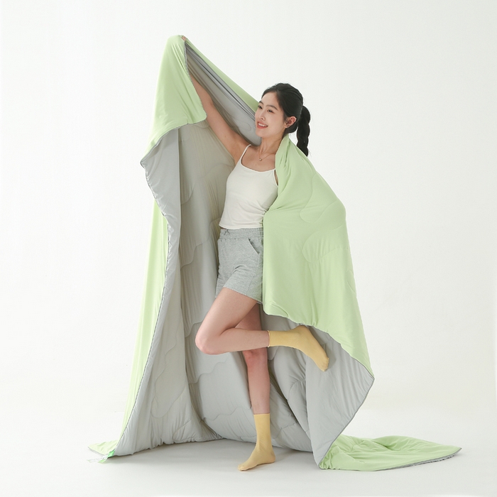 91家纺网 家纺一手货源 找家纺 亚龙工厂店 2024新款冰淇淋云母凉感瓜瓜抗菌夏被浅绿