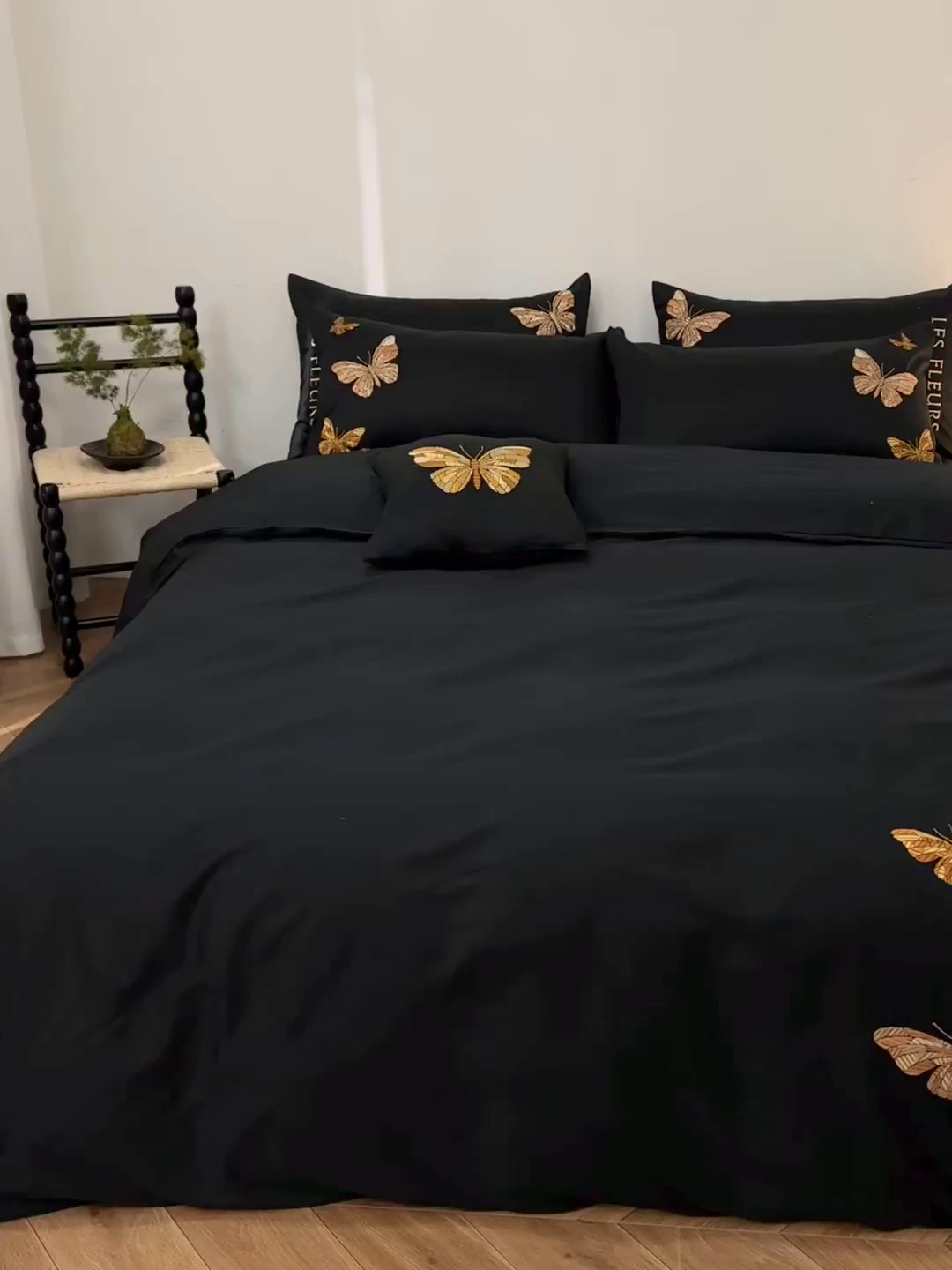 91家纺网 家纺一手货源 找家纺 波比可可 2026新款50s长绒棉纯棉全棉居家轻奢四件套-款式二 光辉岁月