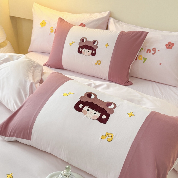 91家纺网 家纺一手货源 找家纺 波比可可 2026新款全棉纯棉可爱刺绣四件套 蛙蛙女孩