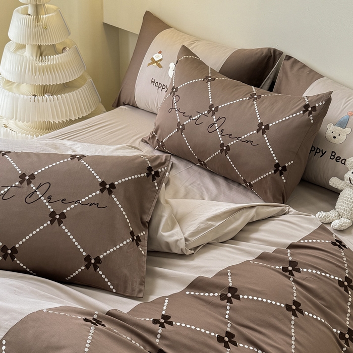 91家纺网 家纺一手货源 找家纺 波比可可 2026新款全棉纯棉可爱刺绣四件套 小包包