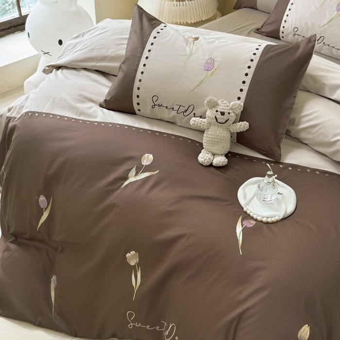 91家纺网 家纺一手货源 找家纺 波比可可 2026新款全棉纯棉可爱刺绣四件套 郁金香