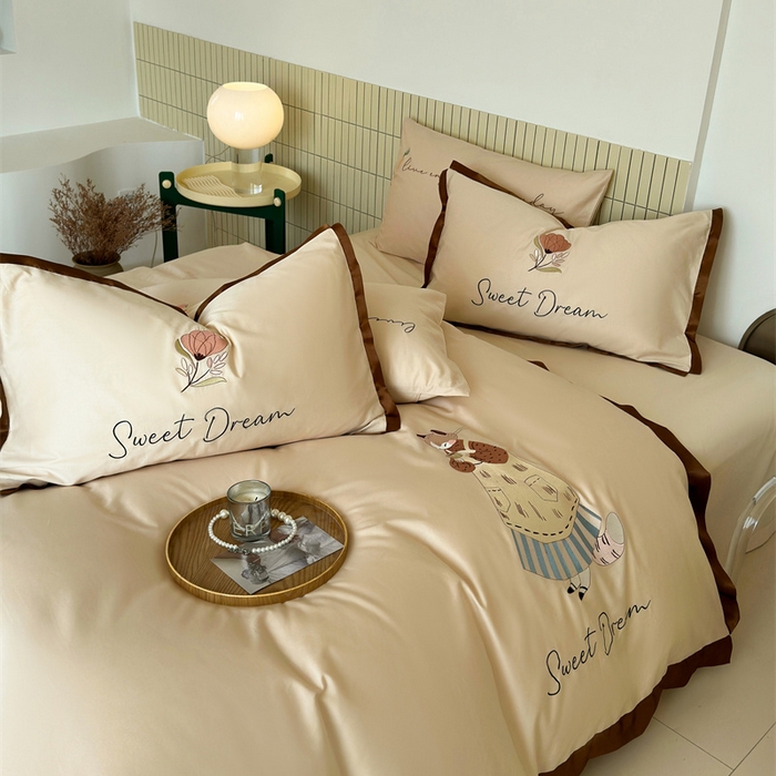 91家纺网 家纺一手货源 找家纺 波比可可 2026新款50s长绒棉纯棉全棉居家轻奢刺绣四件套 咖啡猫