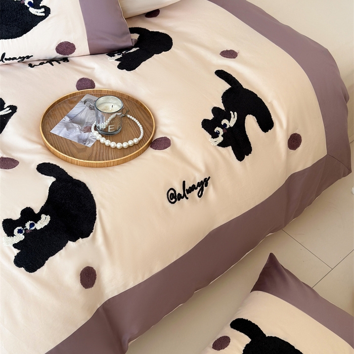 91家纺网 家纺一手货源 找家纺 波比可可 2026新款50s长绒棉纯棉全棉居家轻奢刺绣四件套 快乐喵