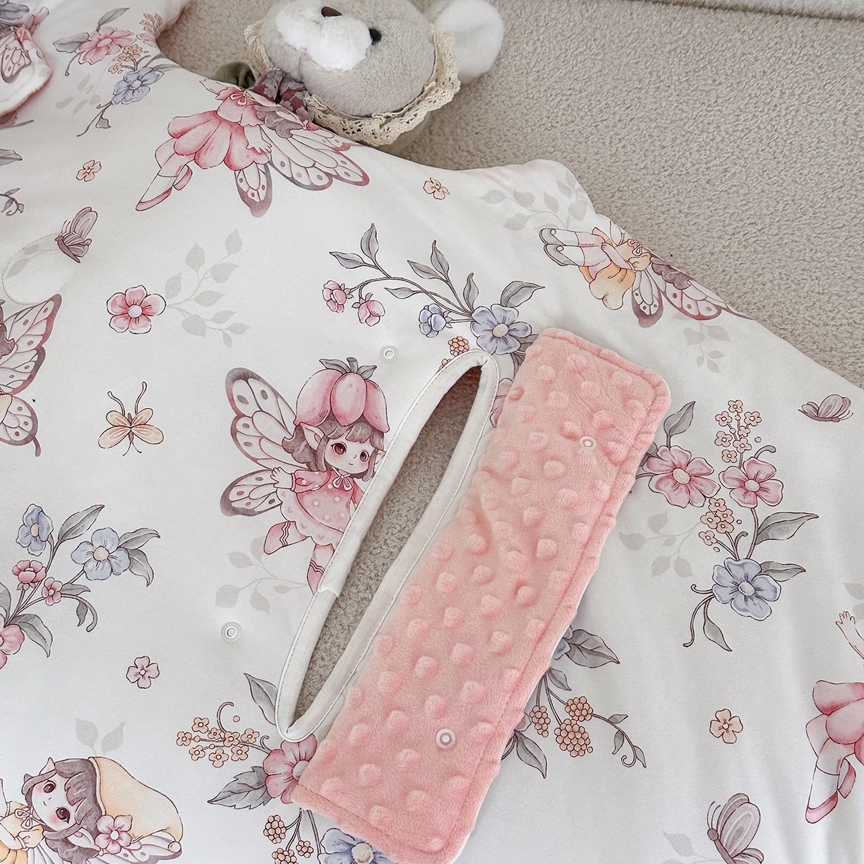 91家纺网 家纺一手货源 找家纺 小芽家居 2026新款儿童拥抱被保暖防踢被 被子被芯 花仙子