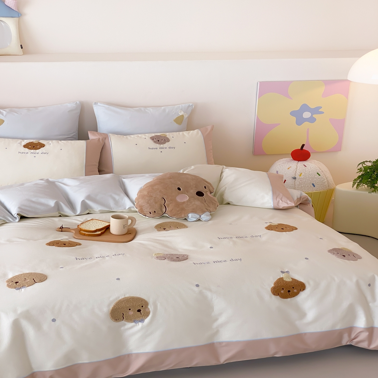 91家纺网 家纺一手货源 找家纺 馨蕊家居 2026新款新品超细旦磨毛高奢系列四件套 磨毛卡通-奶糖