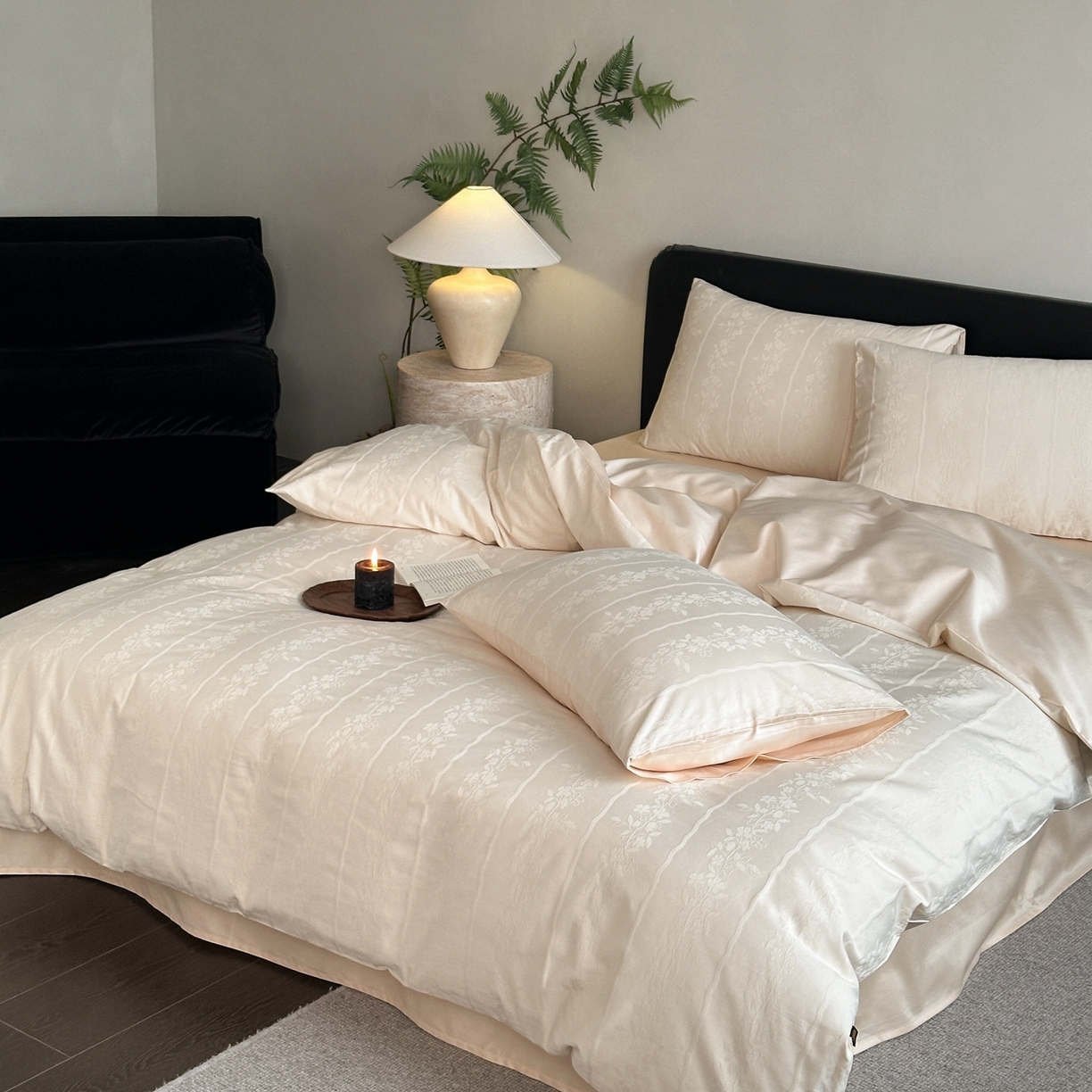 91家纺网 家纺一手货源 找家纺 卡巴伦家纺 2026新款全棉纯棉厚织提花四件套 曼柔-香槟