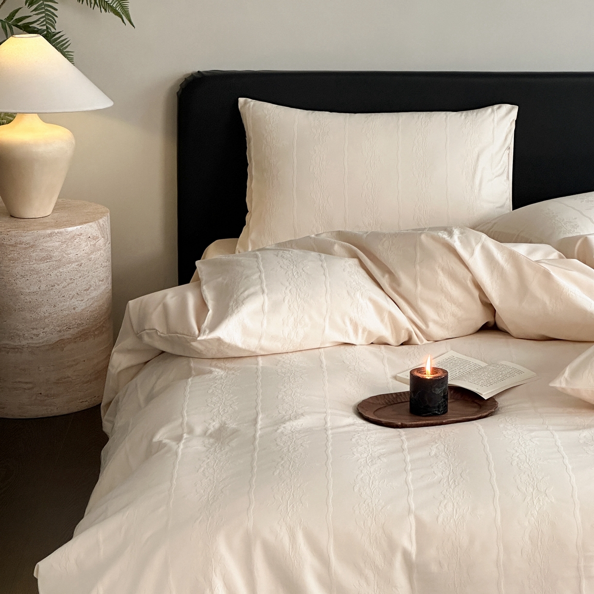 91家纺网 家纺一手货源 找家纺 卡巴伦家纺 2026新款全棉纯棉厚织提花四件套 曼柔-香槟