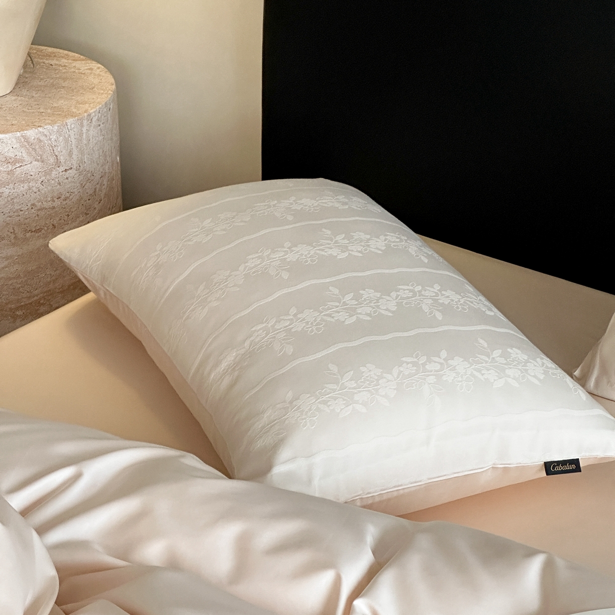 91家纺网 家纺一手货源 找家纺 卡巴伦家纺 2026新款全棉纯棉厚织提花四件套 曼柔-香槟