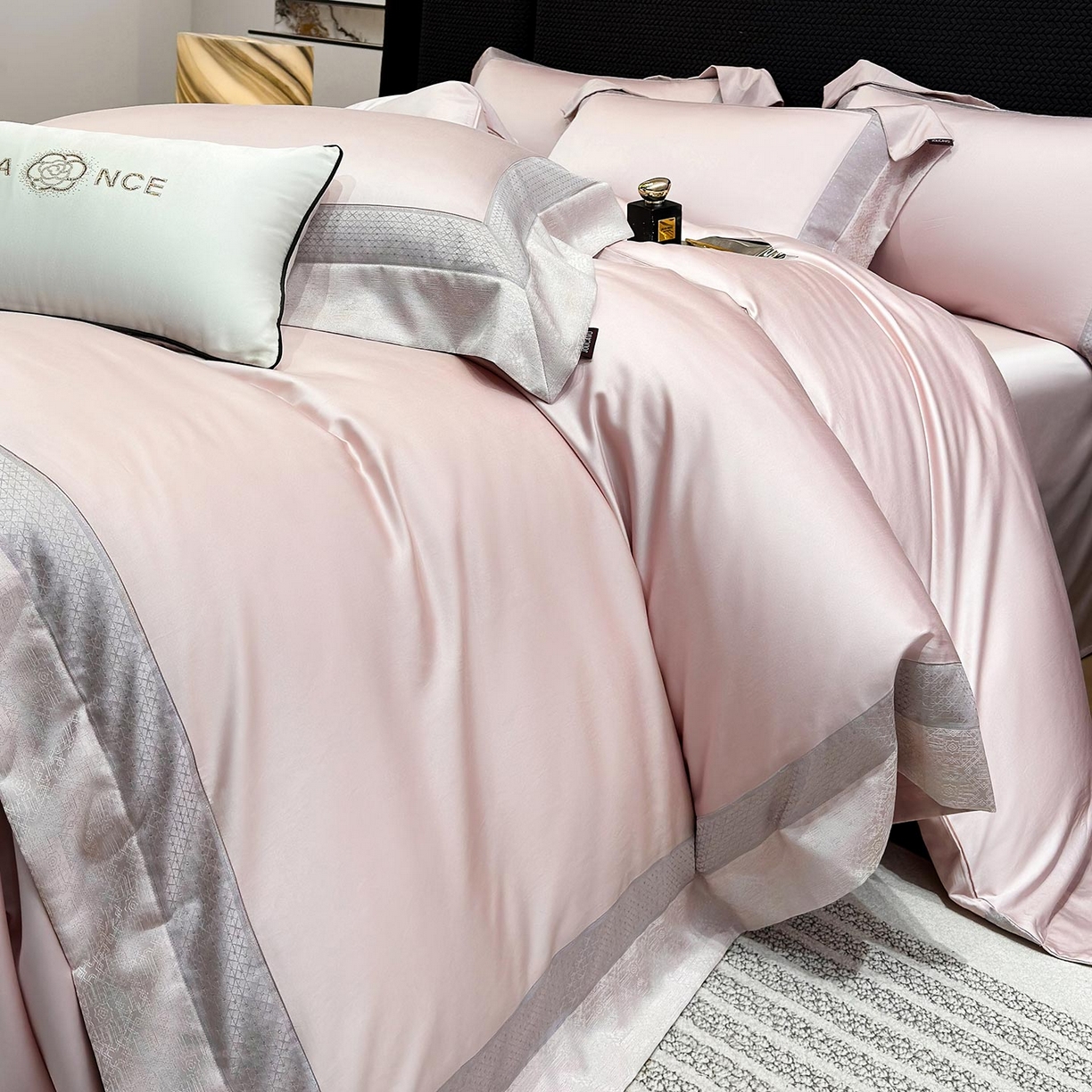 91家纺网 家纺一手货源 找家纺 （总） 2026新品高端轻奢风A类贡缎长绒棉四件套纯棉重工刺绣被套床单高级感床笠床上用品-格拉芙