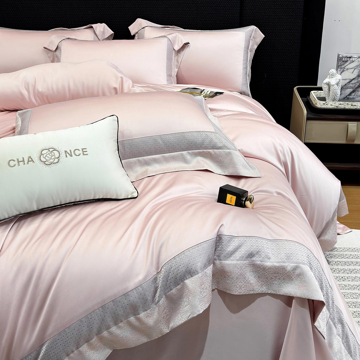 91家纺网 家纺一手货源 找家纺 （总） 2026新品高端轻奢风A类贡缎长绒棉四件套纯棉重工刺绣被套床单高级感床笠床上用品-格拉芙