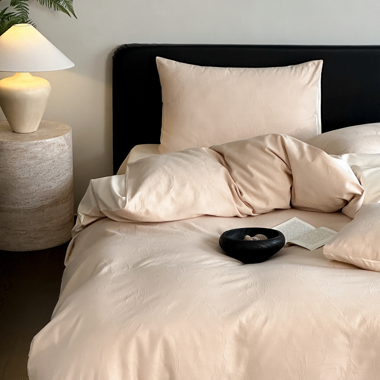 91家纺网 家纺一手货源 找家纺 卡巴伦家纺 2026新款全棉纯棉厚织提花四件套 雅初-奶茶