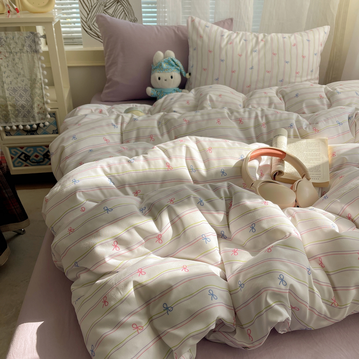 91家纺网 家纺一手货源 找家纺 繁花家居 2026简单款水洗棉四件套学生床三件套 曲线蝴蝶结