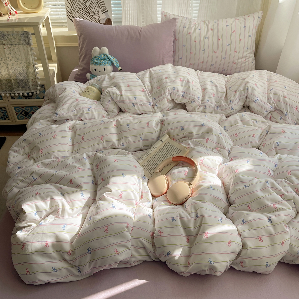 91家纺网 家纺一手货源 找家纺 繁花家居 2026简单款水洗棉四件套学生床三件套 曲线蝴蝶结