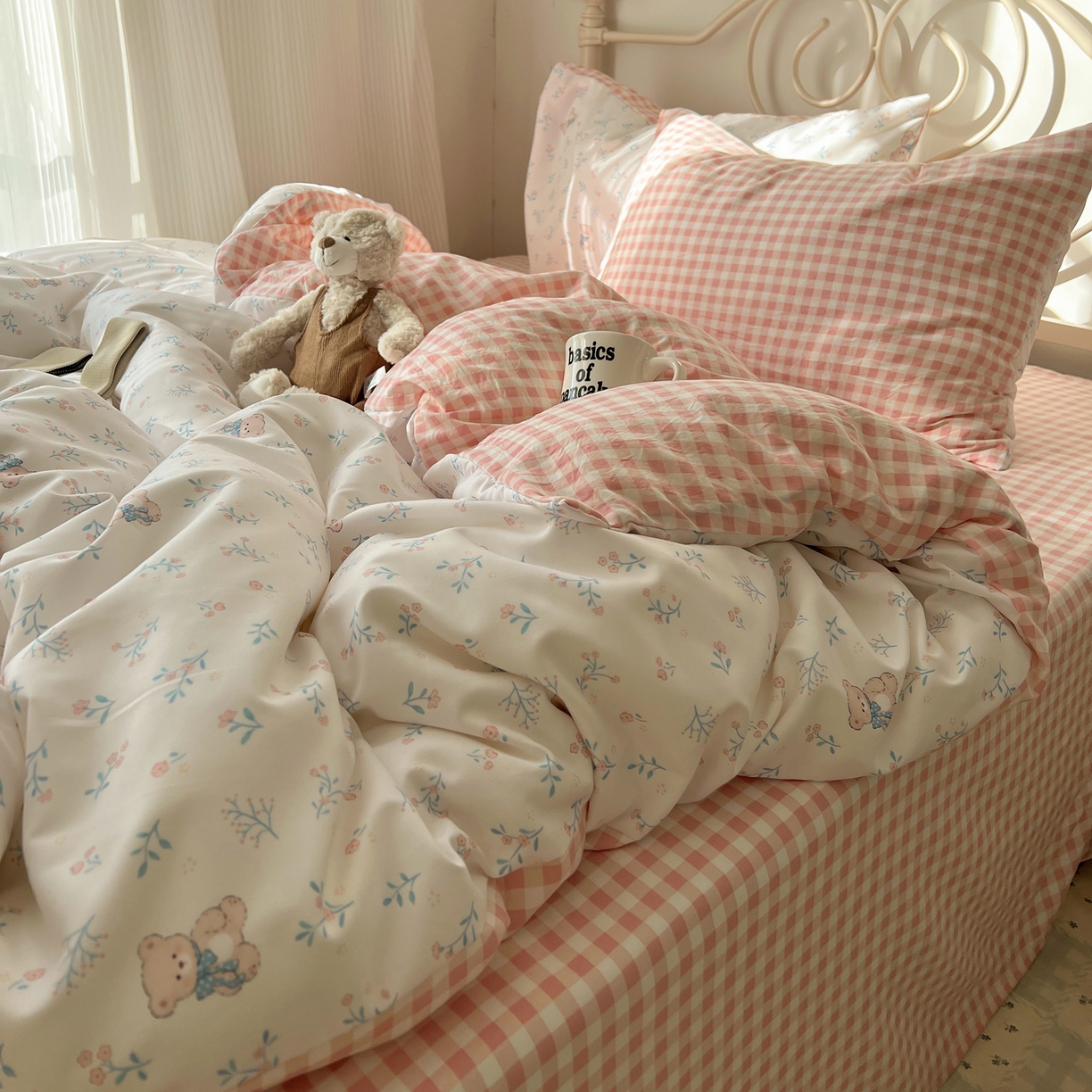 91家纺网 家纺一手货源 找家纺 繁花家居 2026简单款水洗棉四件套学生床三件套 粉格-小花熊