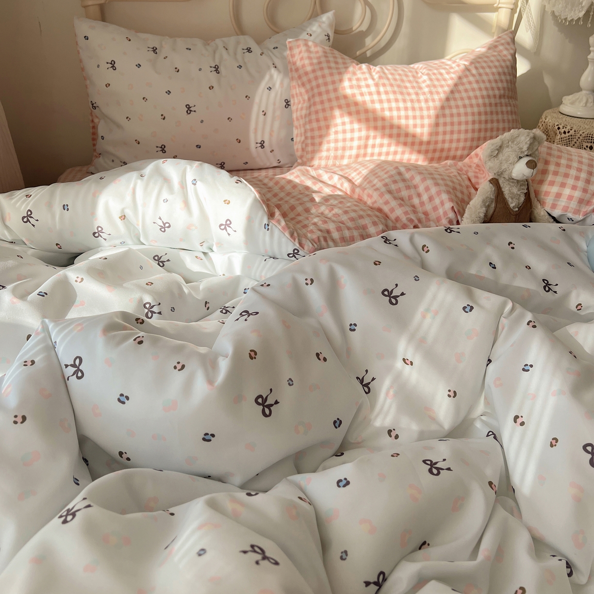 91家纺网 家纺一手货源 找家纺 繁花家居 2026简单款水洗棉四件套学生床三件套 粉格小豹纹