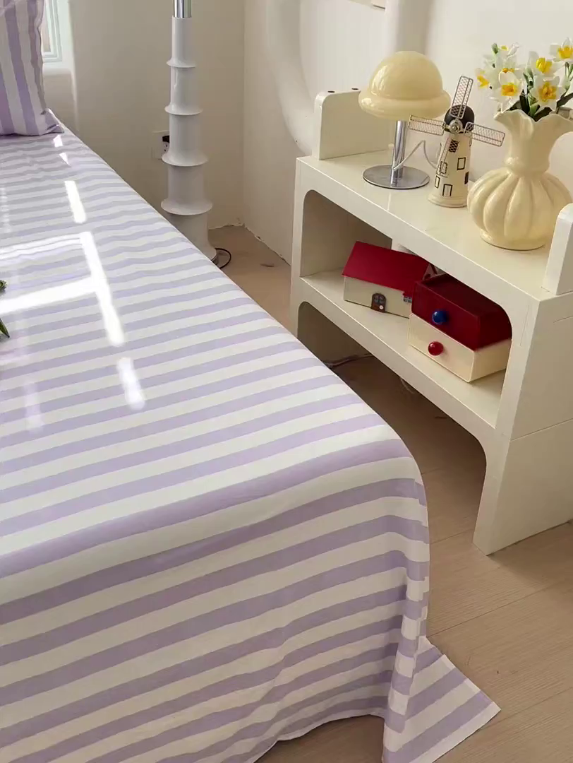 91家纺网 家纺一手货源 找家纺 爱彼家纺 2026春夏新款中条床单水洗棉亲肤柔软床单三件套-条纹系列一 雅紫中条