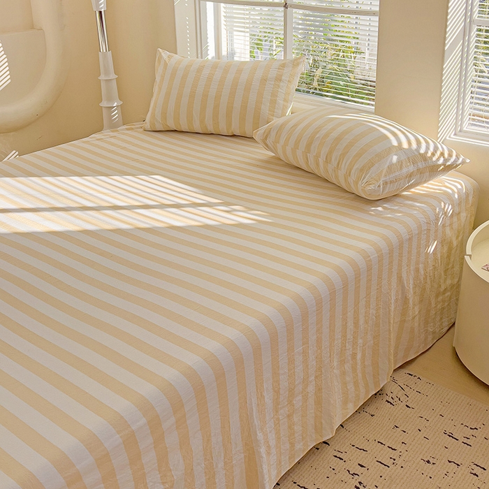 91家纺网 家纺一手货源 找家纺 爱彼家纺 2026春夏新款中条床单水洗棉亲肤柔软床单三件套-条纹系列一 浅驼中条