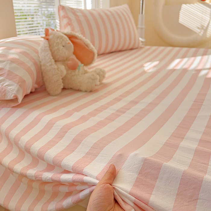 91家纺网 家纺一手货源 找家纺 爱彼家纺 2026春夏新款中条床单水洗棉亲肤柔软床单三件套-条纹系列一 雅粉中条