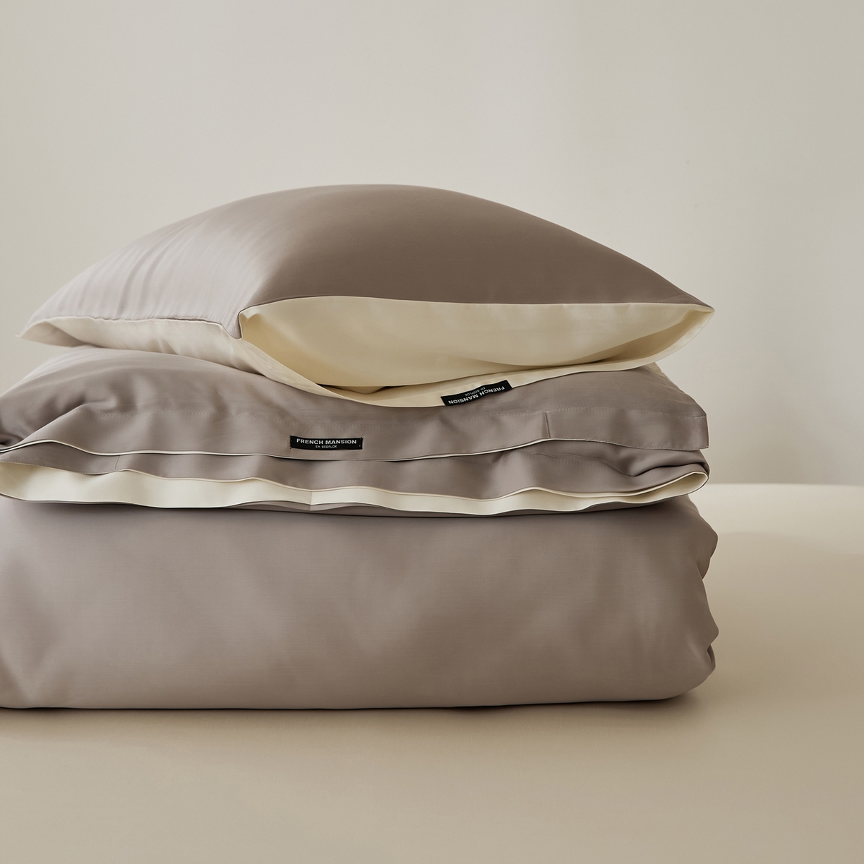 91家纺网 家纺一手货源 找家纺 EH家居 2026新款天丝仲夏夜之梦系列四件套 仲夏-果栗色