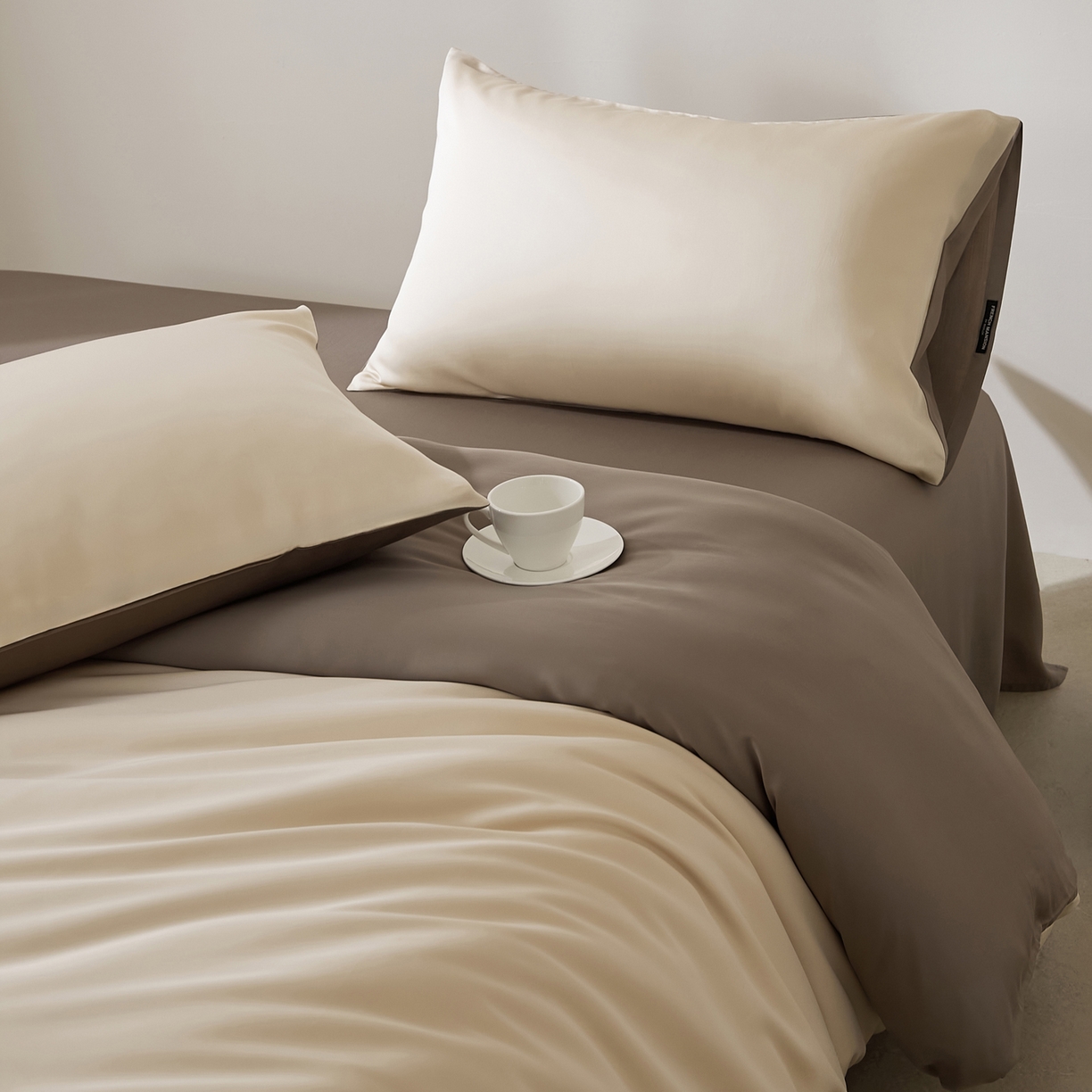 EH家居 2026新款天丝仲夏夜之梦系列四件套 仲夏-浅香槟色