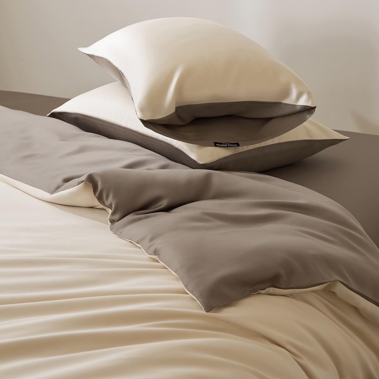 91家纺网 家纺一手货源 找家纺 EH家居 2026新款天丝仲夏夜之梦系列四件套 仲夏-浅香槟色