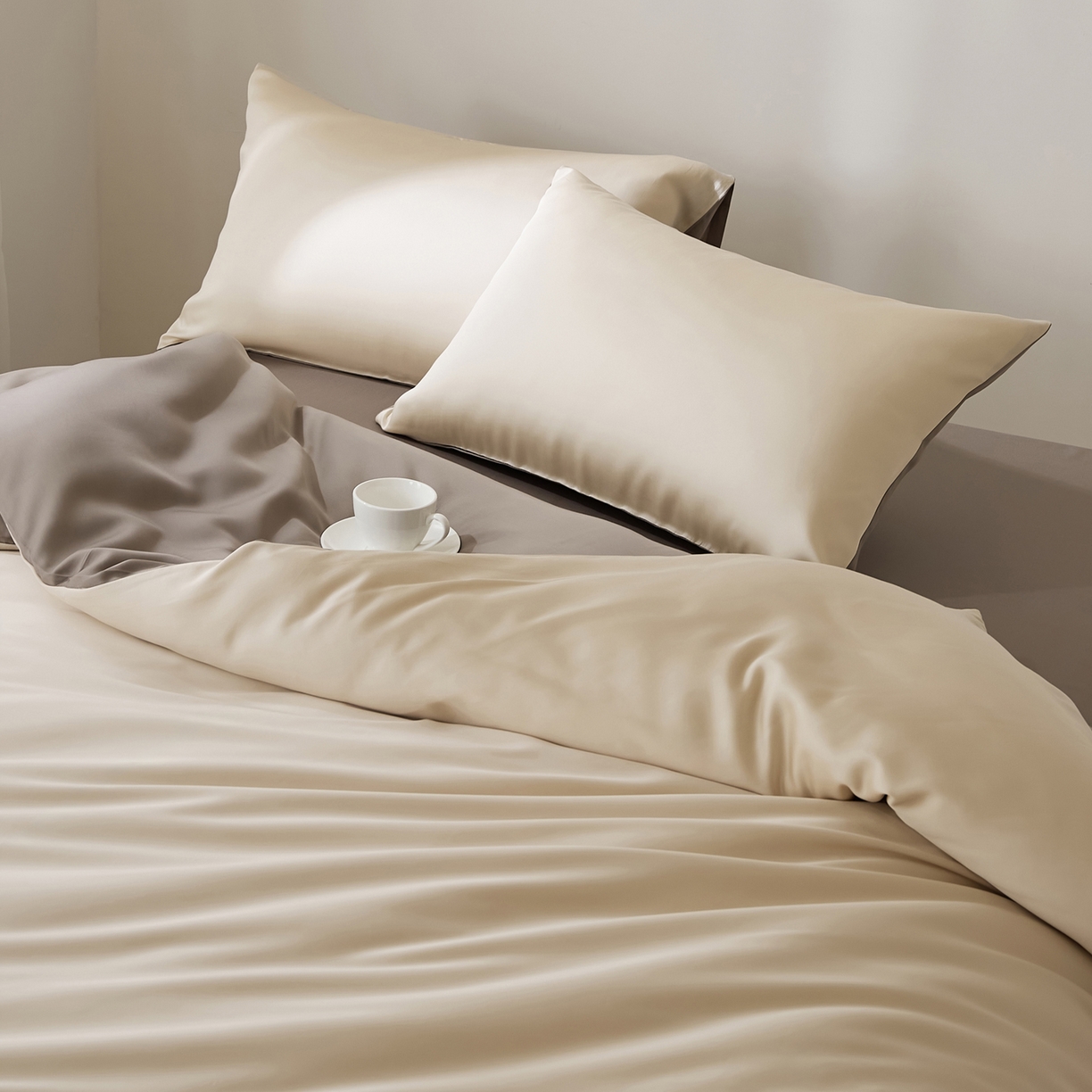 91家纺网 家纺一手货源 找家纺 EH家居 2026新款天丝仲夏夜之梦系列四件套 仲夏-浅香槟色