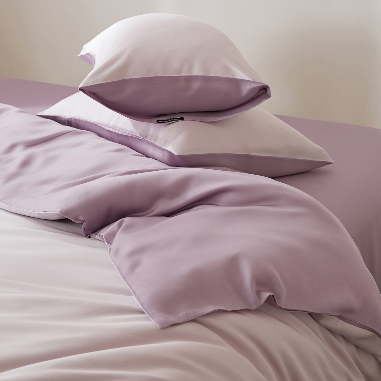 91家纺网 家纺一手货源 找家纺 EH家居 2026新款天丝仲夏夜之梦系列四件套 仲夏-浅樱粉紫