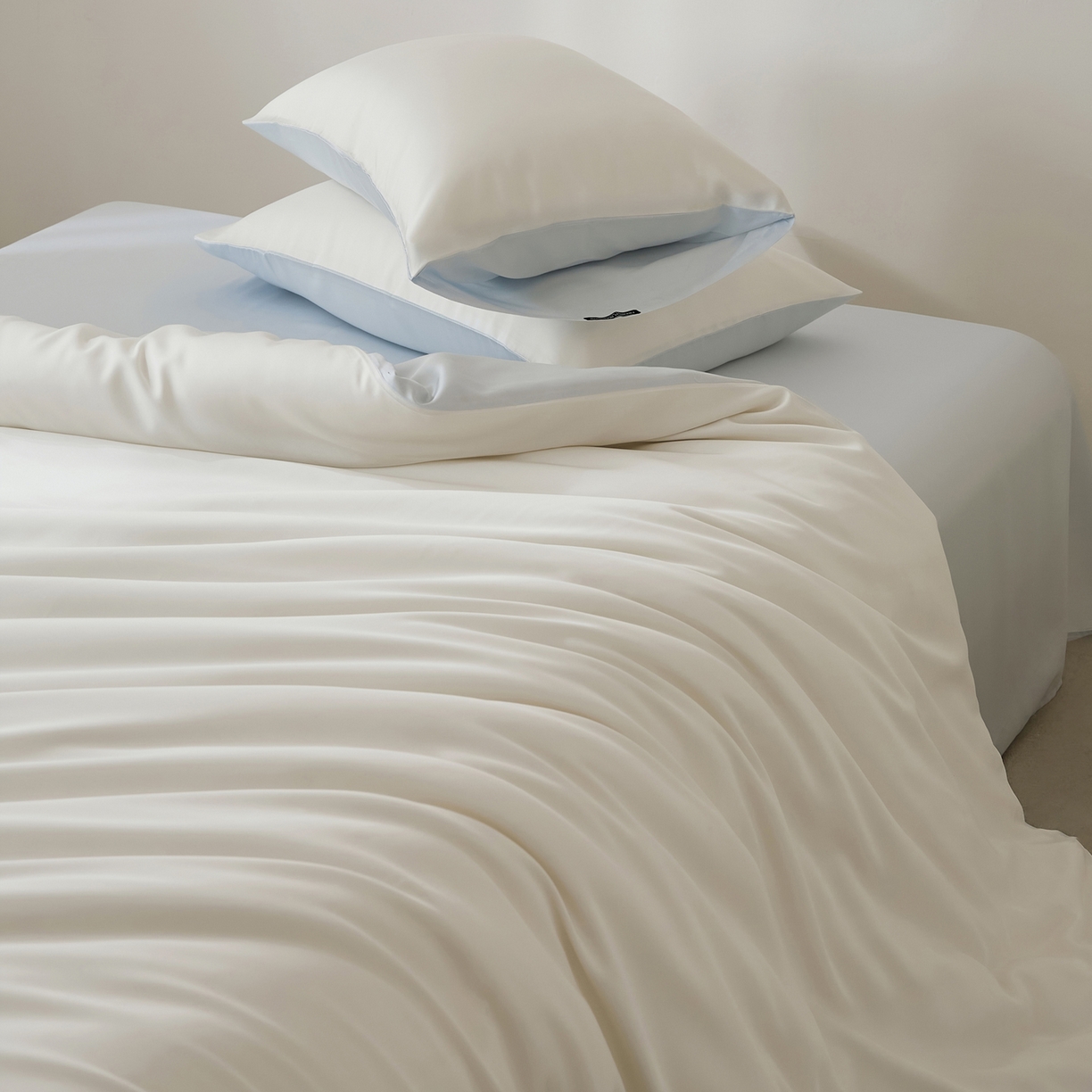 91家纺网 家纺一手货源 找家纺 EH家居 2026新款天丝仲夏夜之梦系列四件套 仲夏-浅云白