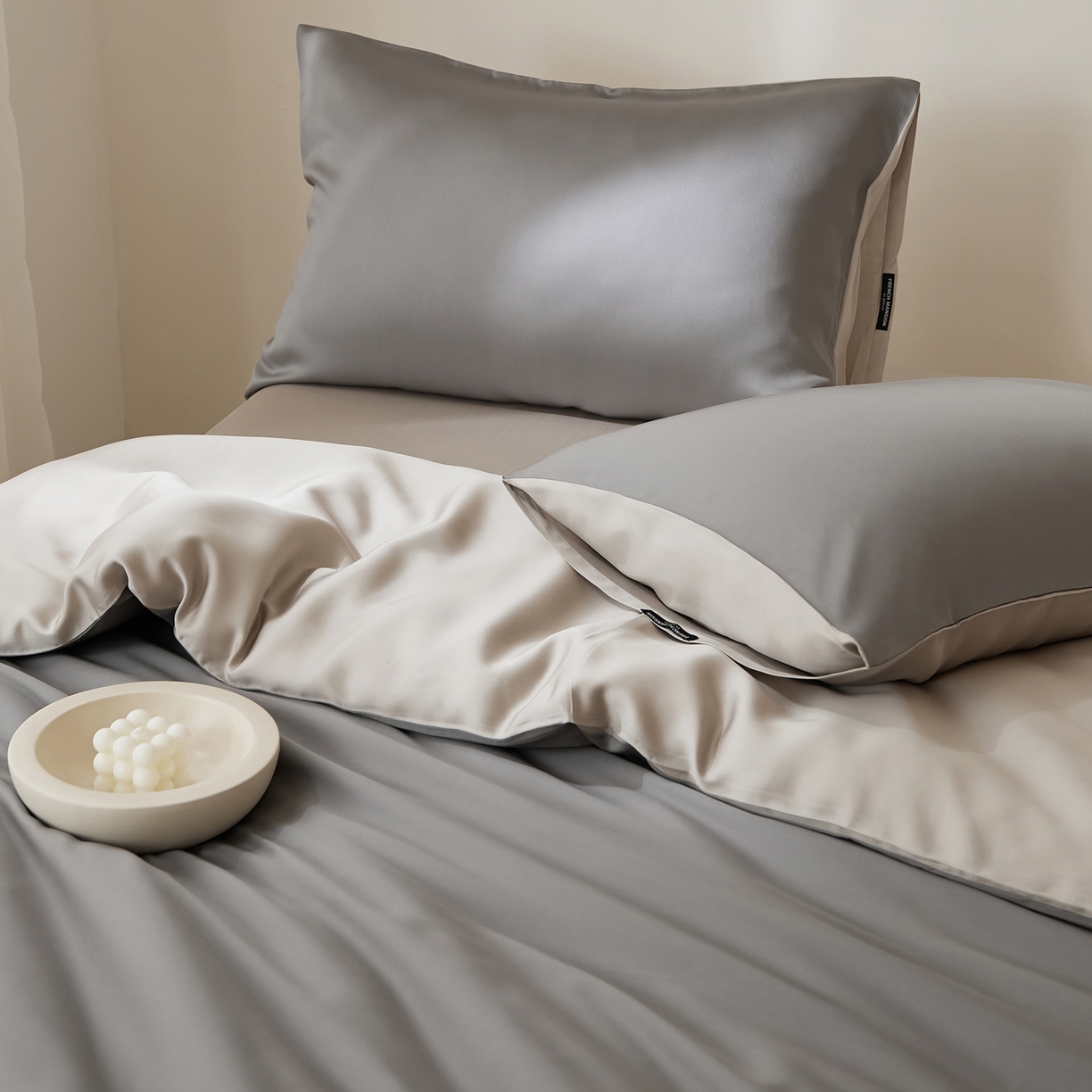 91家纺网 家纺一手货源 找家纺 EH家居 2026新款天丝仲夏夜之梦系列四件套 仲夏-月影灰