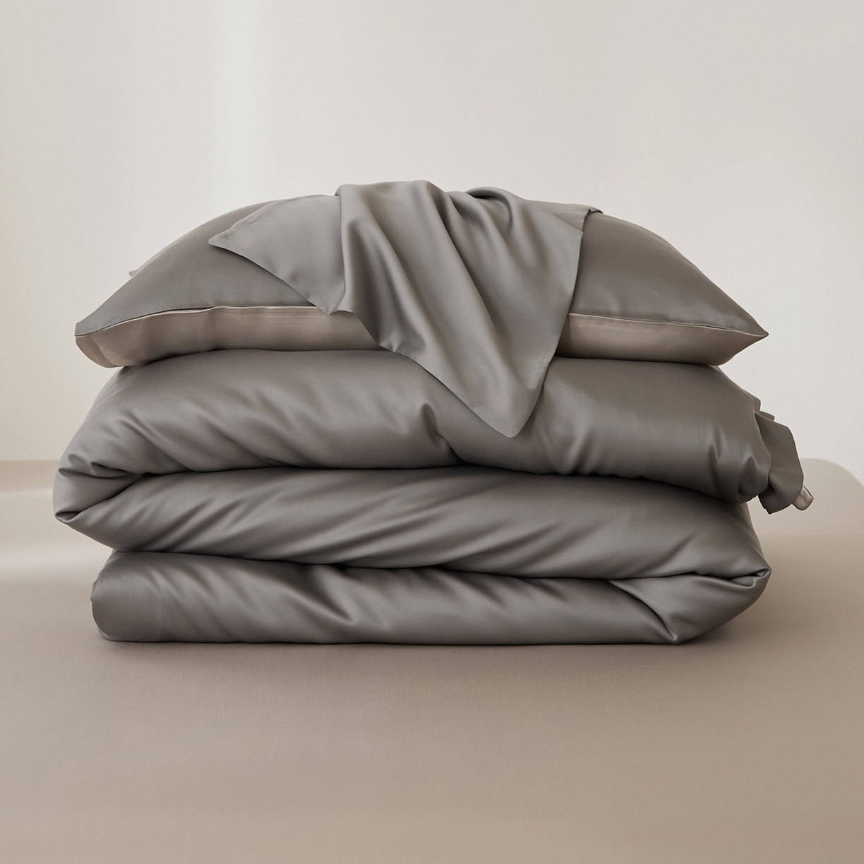 91家纺网 家纺一手货源 找家纺 EH家居 2026新款天丝仲夏夜之梦系列四件套 仲夏-月影灰