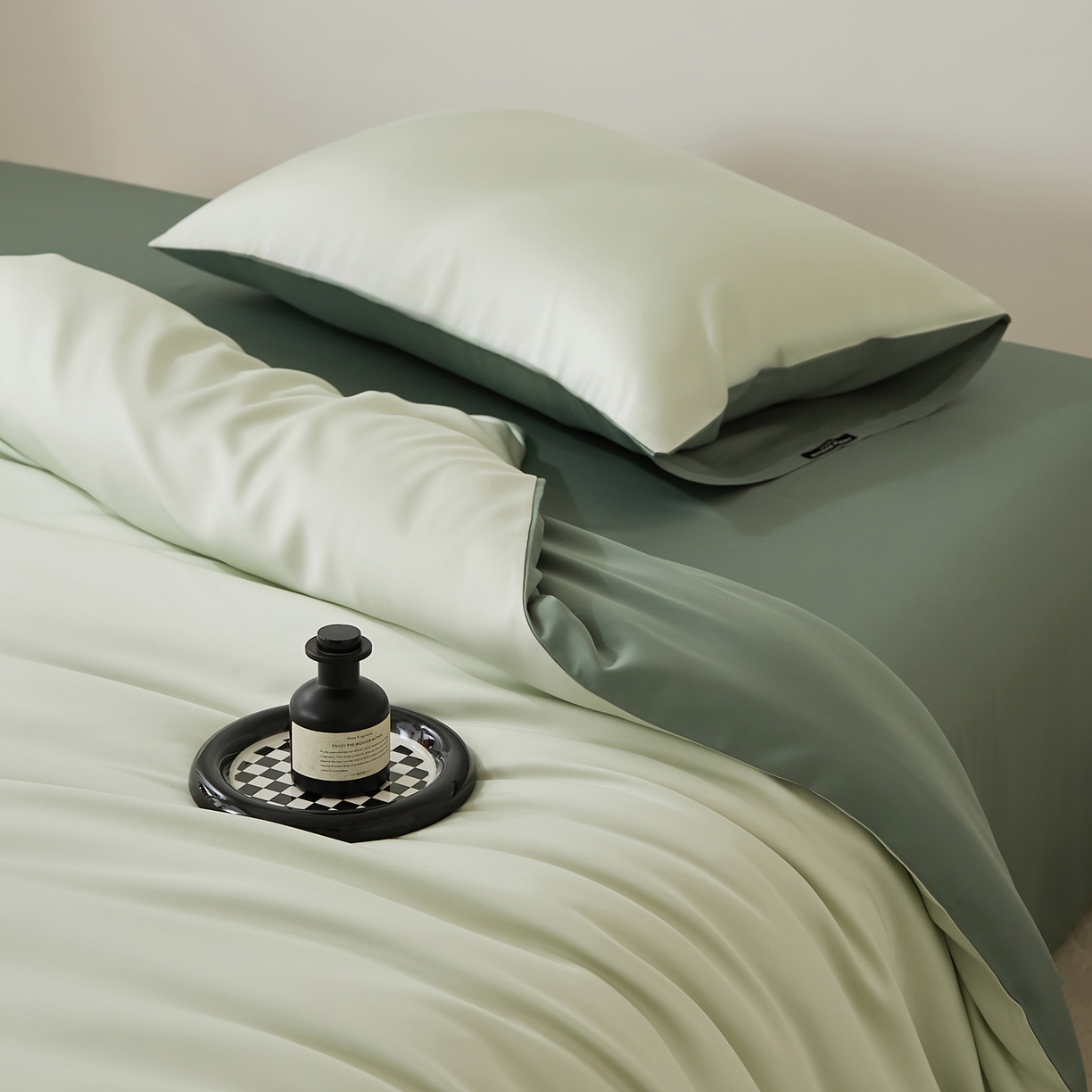 91家纺网 家纺一手货源 找家纺 EH家居 2026新款天丝仲夏夜之梦系列四件套 仲夏-仲夏夜绿