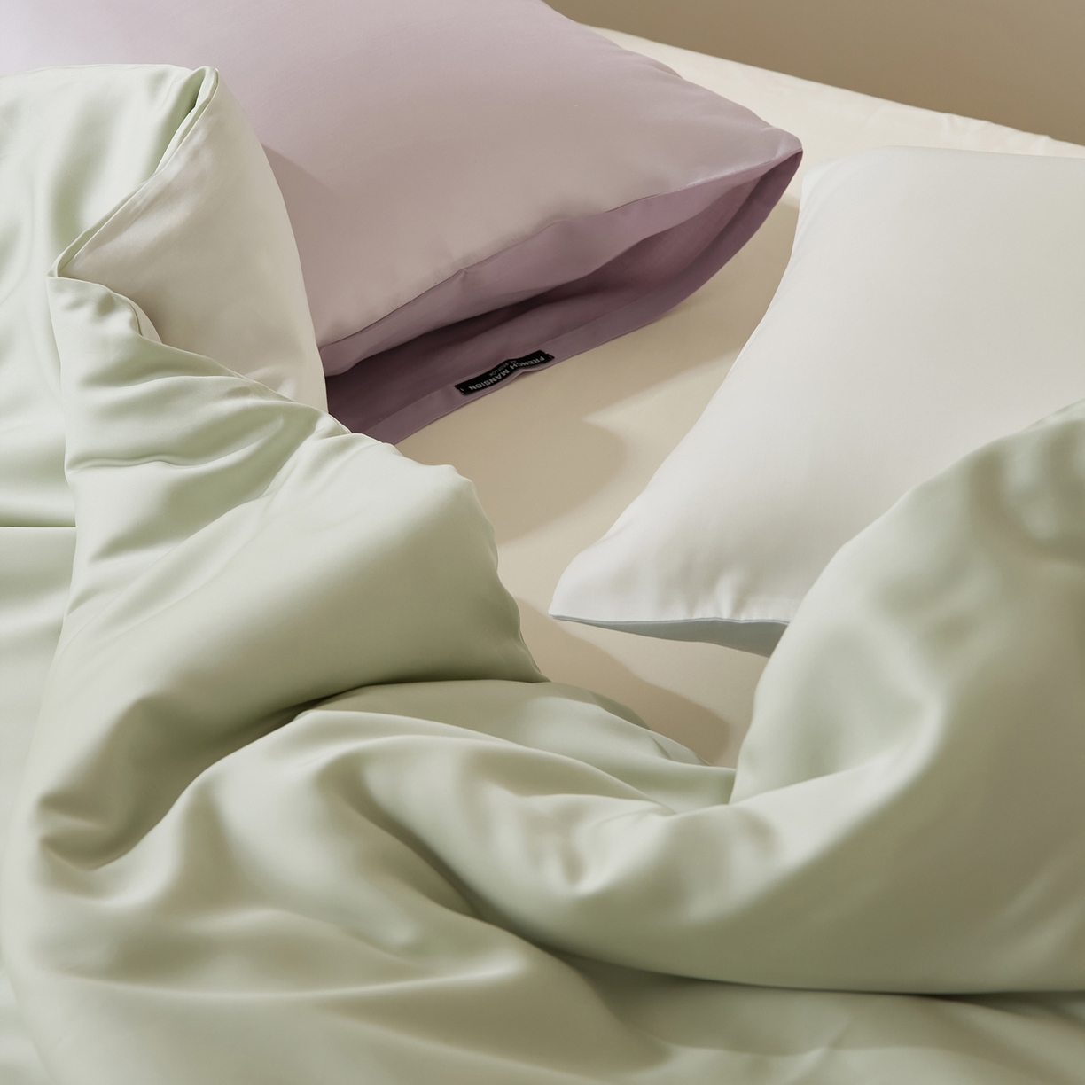 91家纺网 家纺一手货源 找家纺 EH家居 2026新款天丝仲夏夜之梦系列四件套 组合图仅供展示