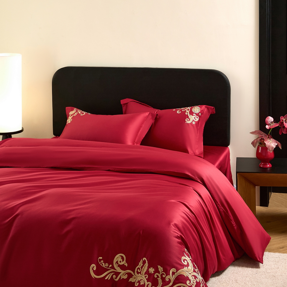 91家纺网 家纺一手货源 找家纺 （总）ONE TWO ONE 121 【会员-20】 【控价商品】【提供买家秀】  2026新款100s长绒棉全棉床上用品结婚四件套刺绣款