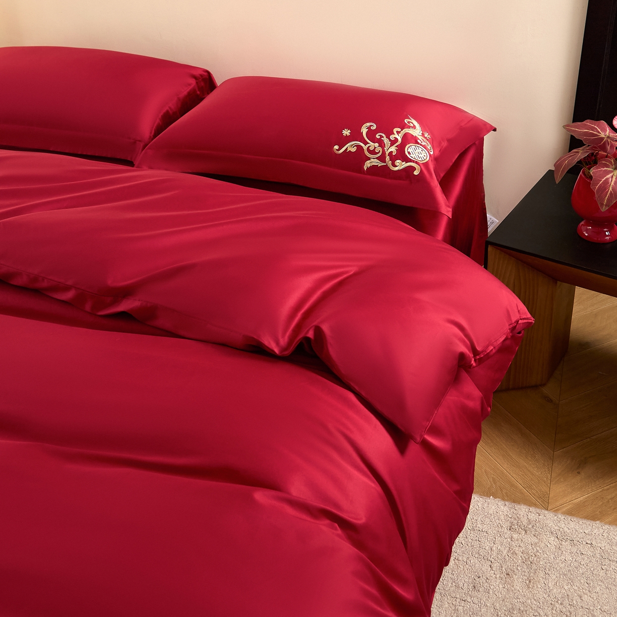 91家纺网 家纺一手货源 找家纺 （总）ONE TWO ONE 121 【会员-20】 【控价商品】【提供买家秀】  2026新款100s长绒棉全棉床上用品结婚四件套刺绣款