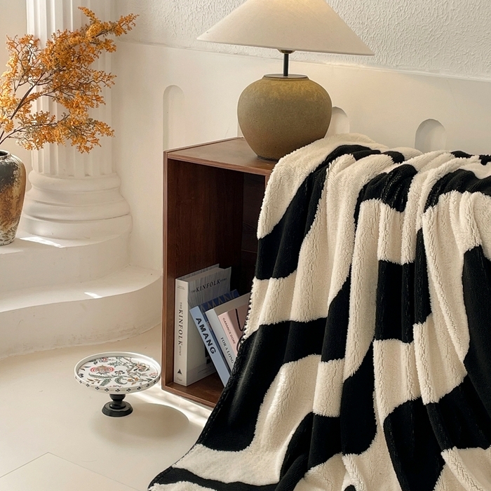 91家纺网 家纺一手货源 找家纺 （总）晚爱家纺（原晚安家居） 2025新款跨境多功能盖毯沙发毯双面印花舒棉绒毛毯