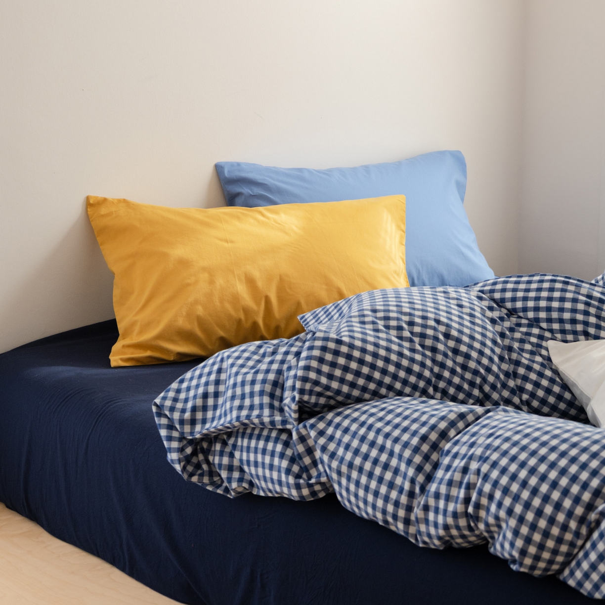 91家纺网 家纺一手货源 找家纺 （总）艾沁家纺 2026新款全棉色织水洗棉格子条纹混搭四件套