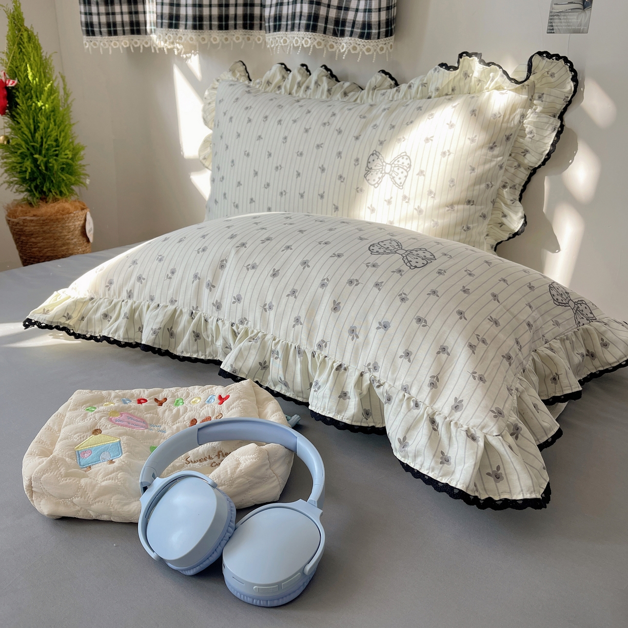 91家纺网 家纺一手货源 找家纺 三朵家纺 2026新款40支13070全棉纯棉韩版法式花边四件套 圆点蝴蝶结