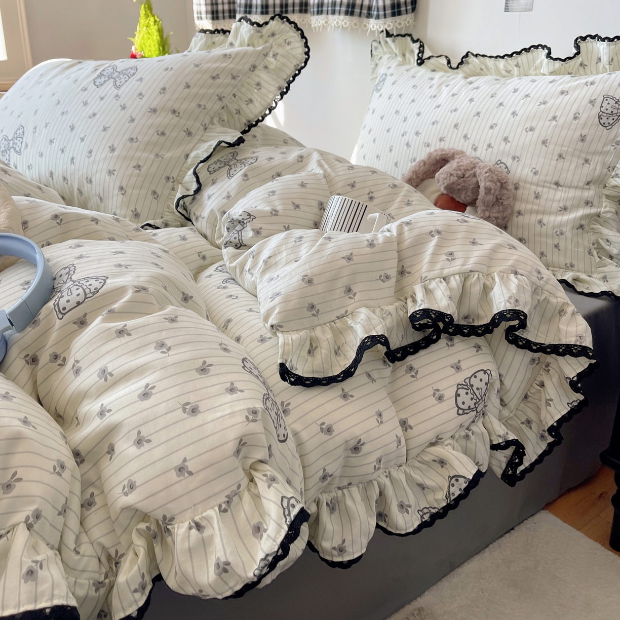 91家纺网 家纺一手货源 找家纺 三朵家纺 2026新款40支13070全棉纯棉韩版法式花边四件套 圆点蝴蝶结