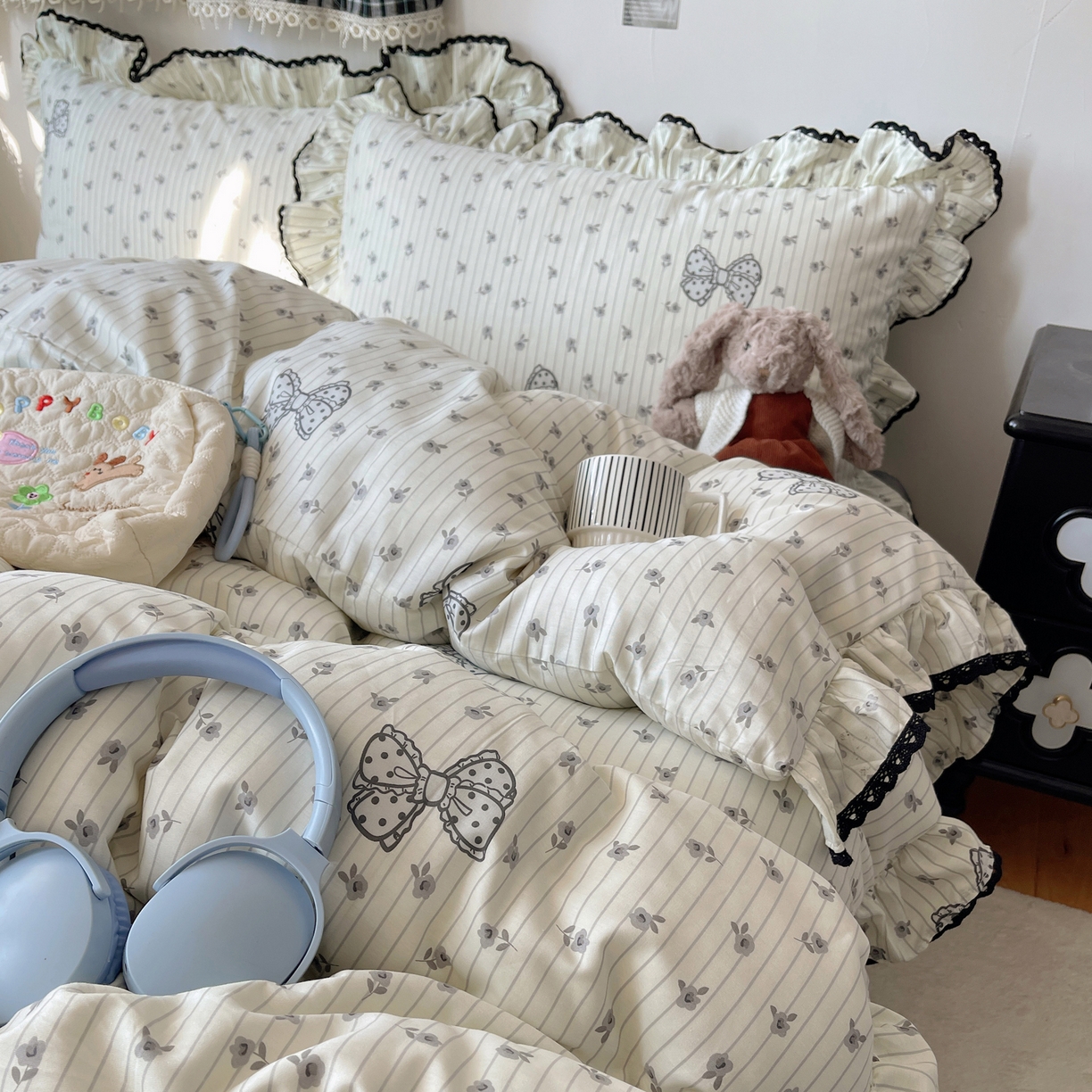 91家纺网 家纺一手货源 找家纺 三朵家纺 2026新款40支13070全棉纯棉韩版法式花边四件套 圆点蝴蝶结