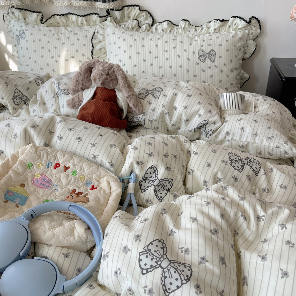 91家纺网 家纺一手货源 找家纺 三朵家纺 2026新款40支13070全棉纯棉韩版法式花边四件套 圆点蝴蝶结