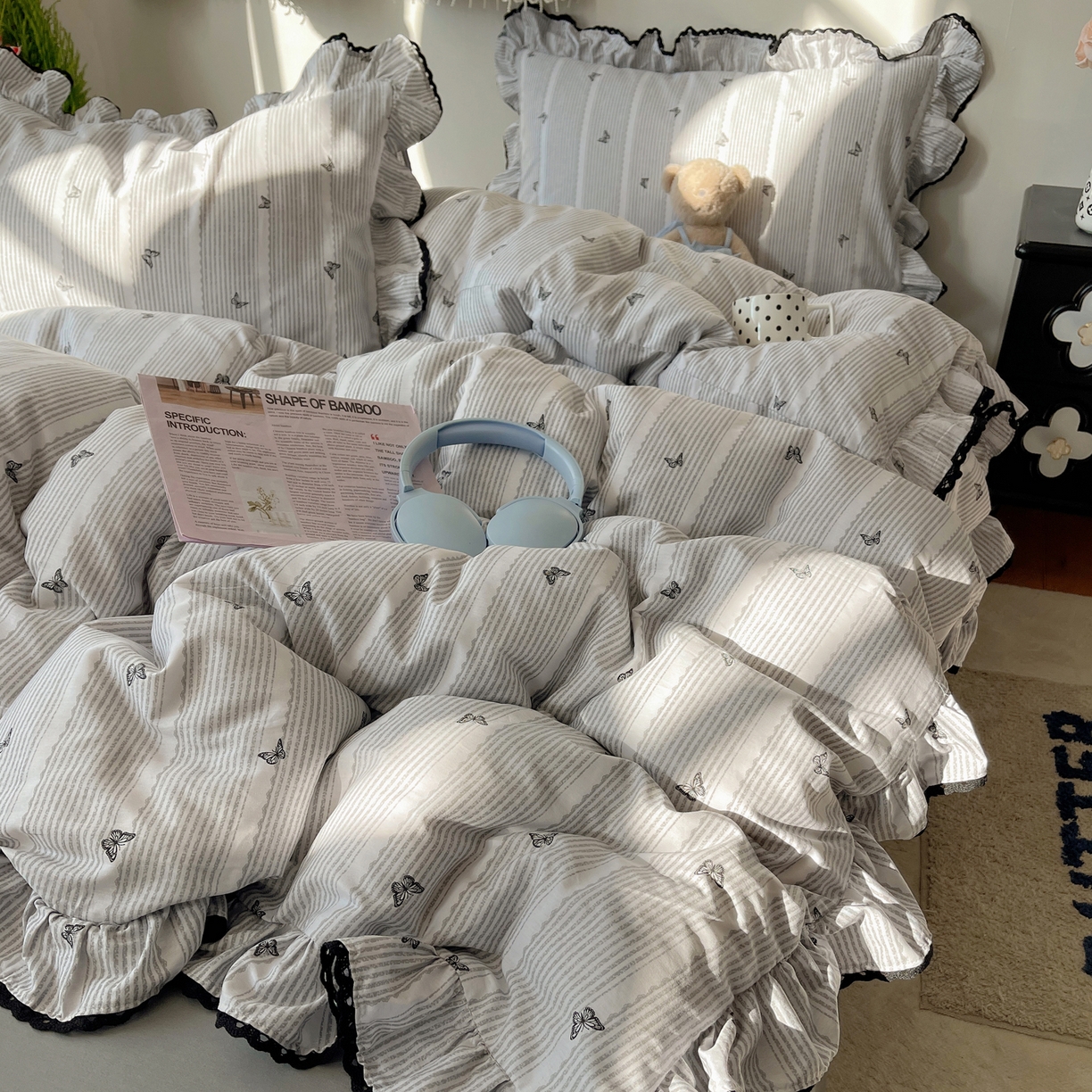 91家纺网 家纺一手货源 找家纺 三朵家纺 2026新款40支13070全棉纯棉韩版法式花边四件套 蝶舞飞扬