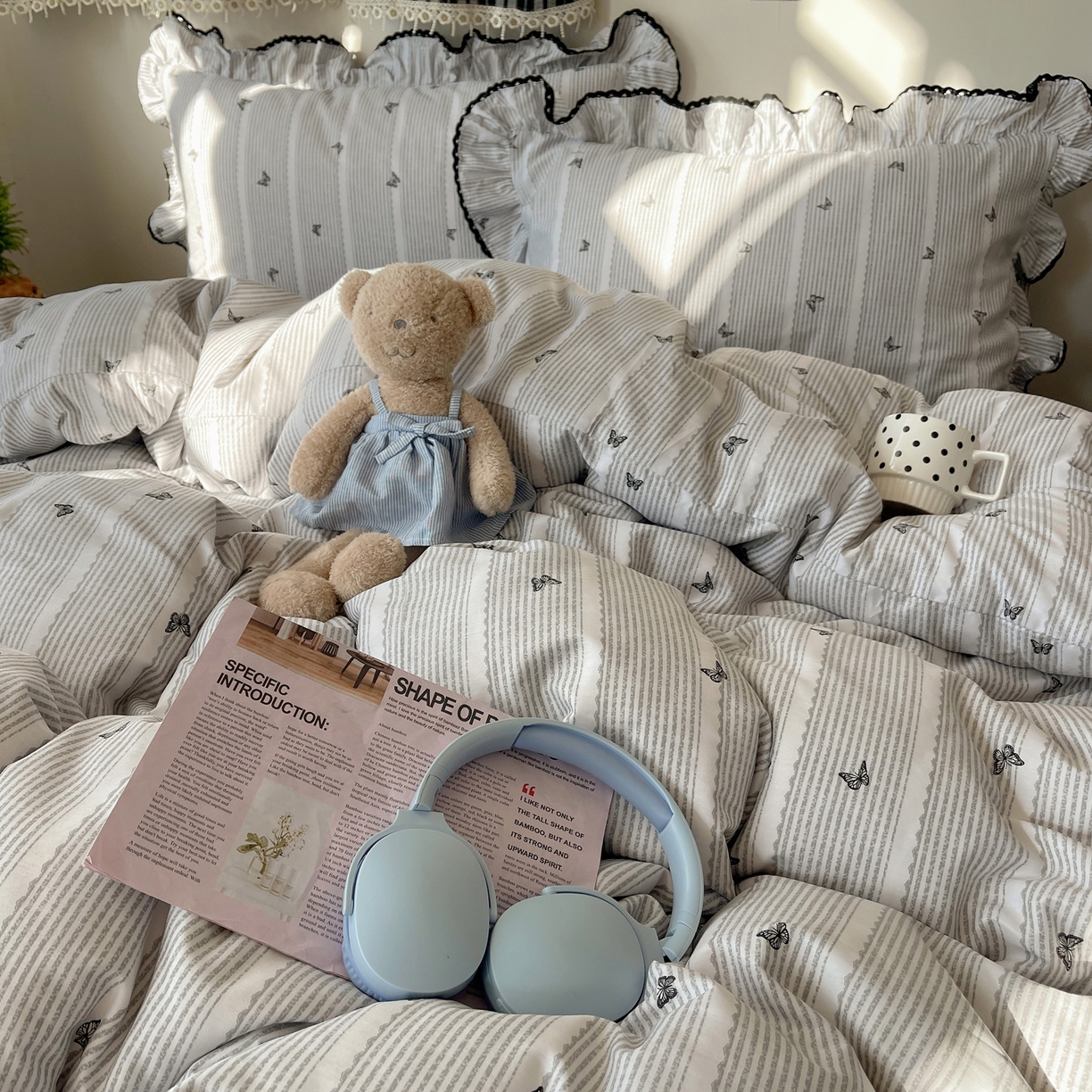 91家纺网 家纺一手货源 找家纺 三朵家纺 2026新款40支13070全棉纯棉韩版法式花边四件套 蝶舞飞扬