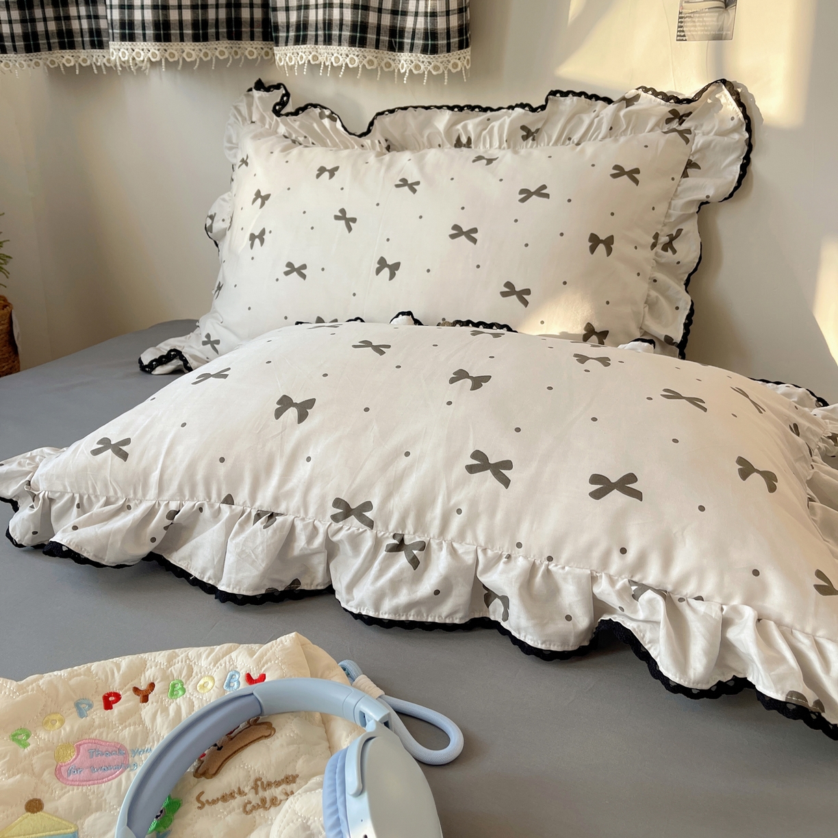 91家纺网 家纺一手货源 找家纺 三朵家纺 2026新款40支13070全棉纯棉韩版法式花边四件套 可爱蝴蝶结