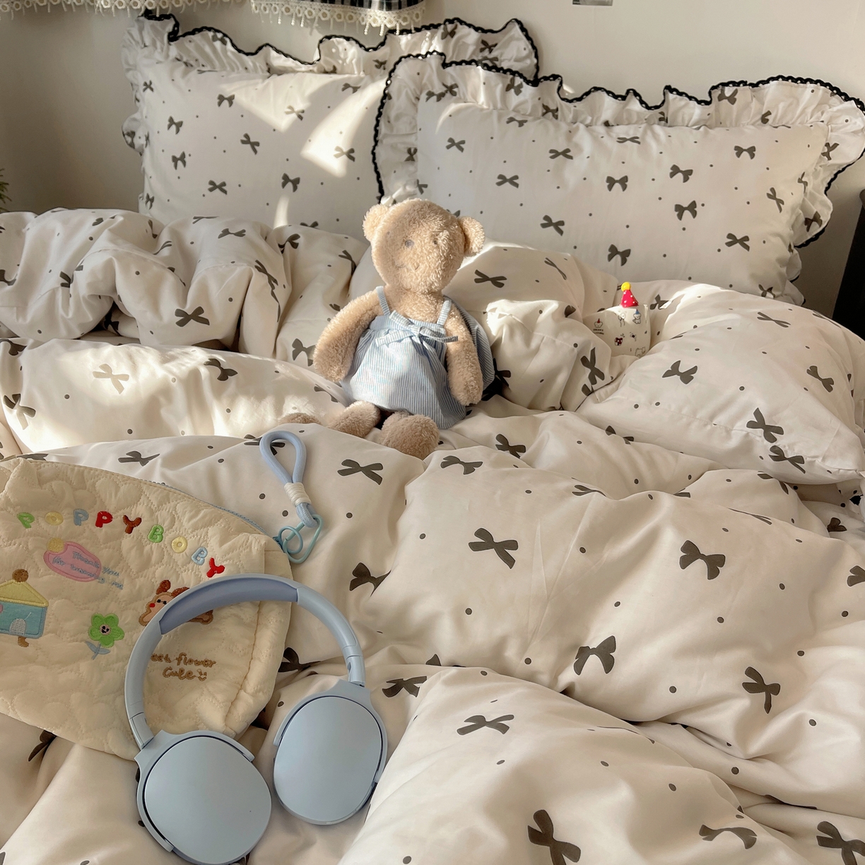 91家纺网 家纺一手货源 找家纺 三朵家纺 2026新款40支13070全棉纯棉韩版法式花边四件套 可爱蝴蝶结